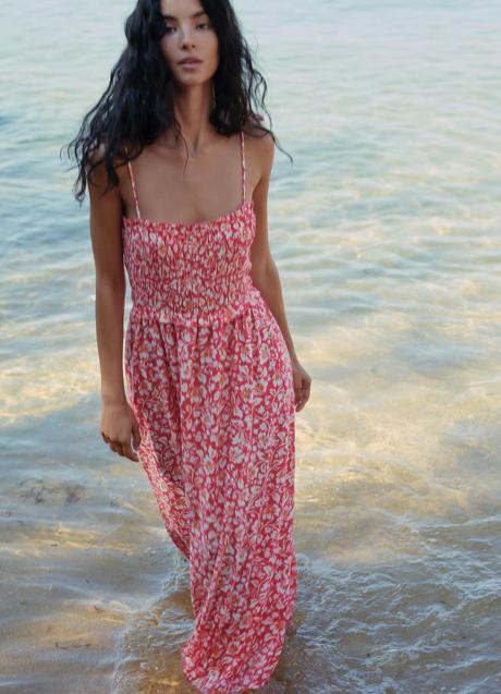 Imagen - Vestido con estampado de flores de Zara (35,99 euros)