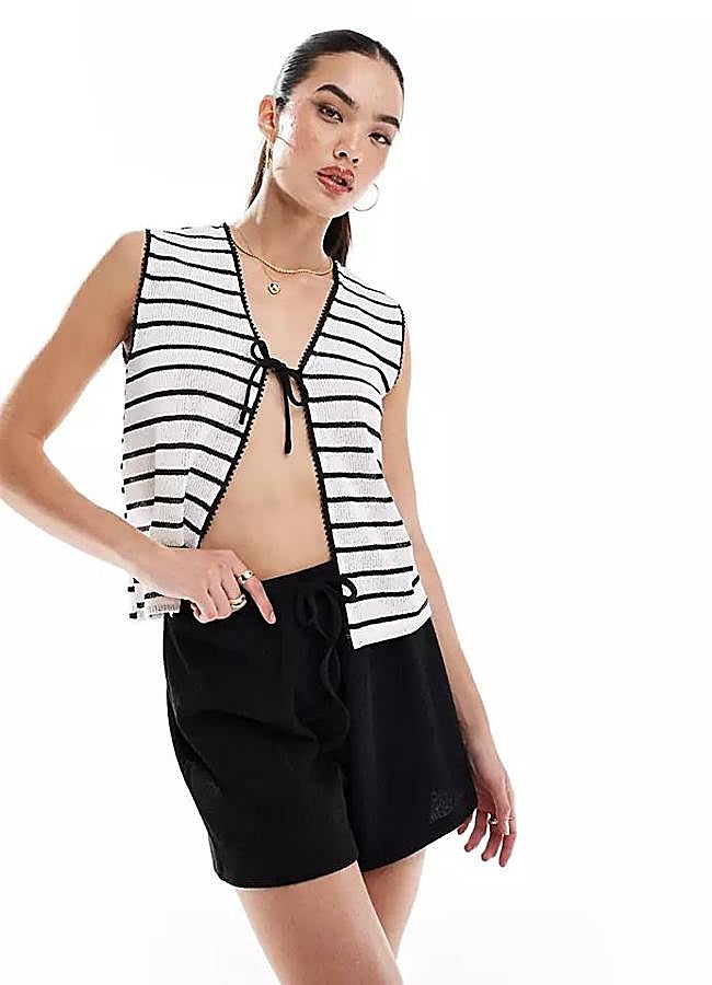 Imagen - Chaleco de punto con estampado a rayas