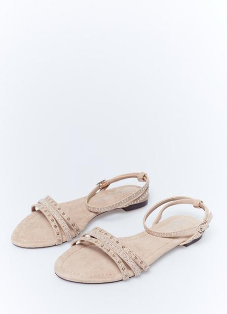 Imagen - Sandalias planas de Sfera (19,99 euros)