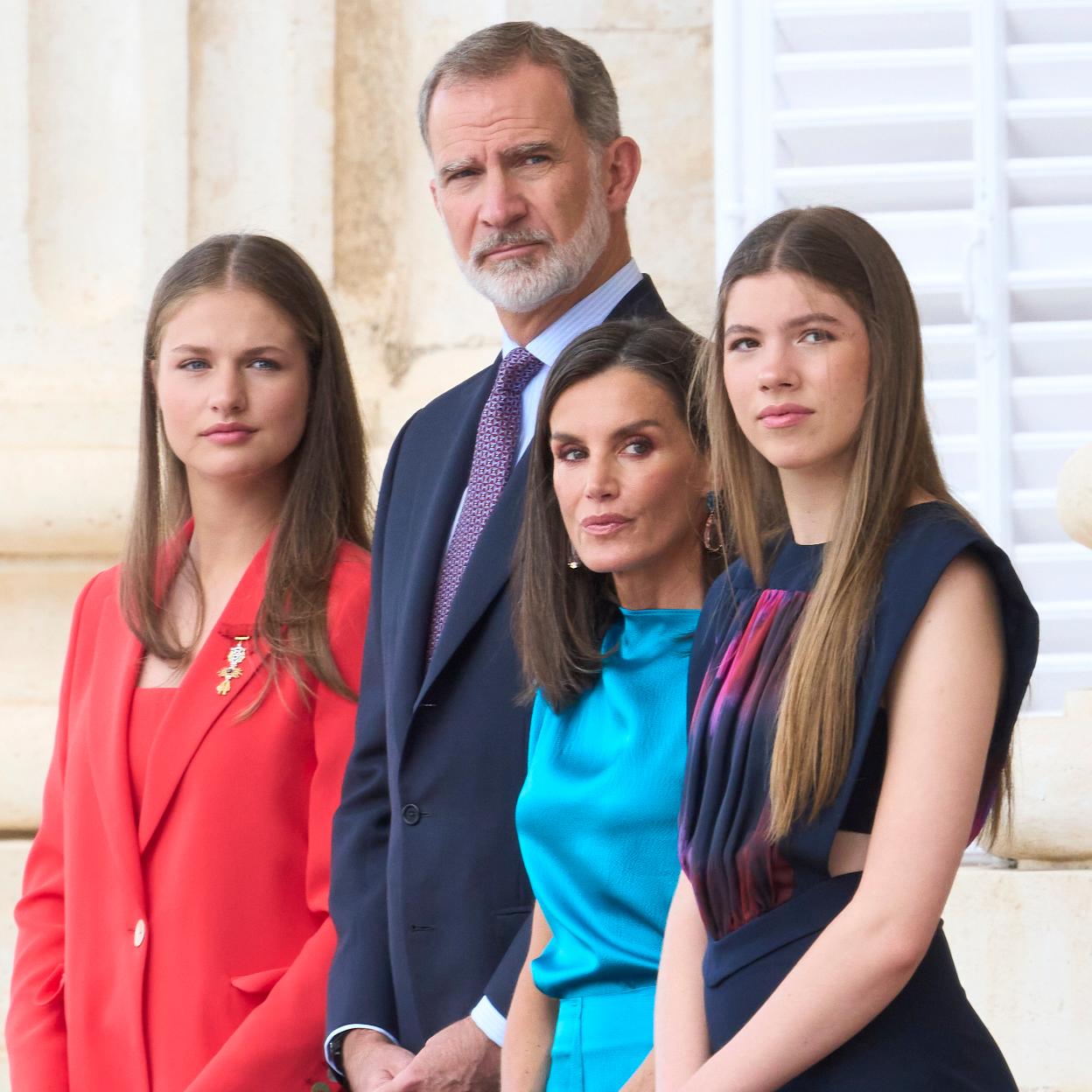 Leonor, Felipe, Letizia y Sofía, en el balcón del Palacio Real.