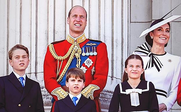 Los príncipes de Gales en el último Trooping the Colour. 