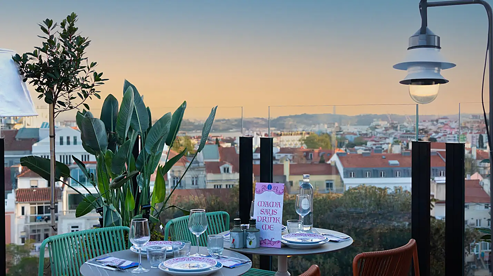 Vista desde el rooftop de Mama Shelter Lisboa.