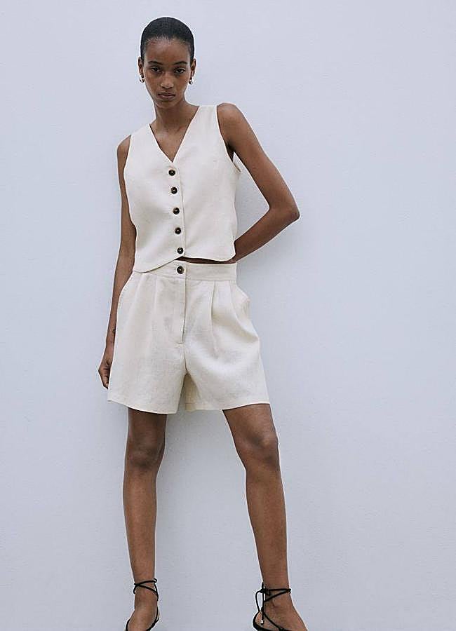 Imagen - Traje de lino de verano con chaleco y pantalón corto
