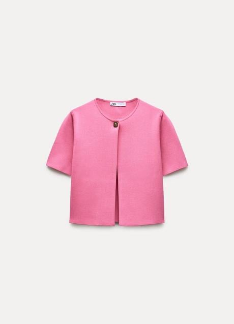 Imagen - Chaqueta corta de Zara (25,99 euros)