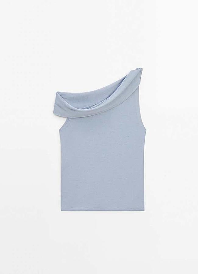 Imagen - Top escote asimétrico drapeado de Massimo Dutti (25,95€)