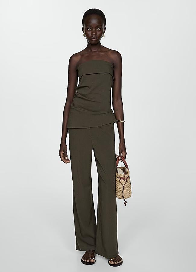 Imagen - Top con escote de palabra de honor de Mango, 17,99 euros.