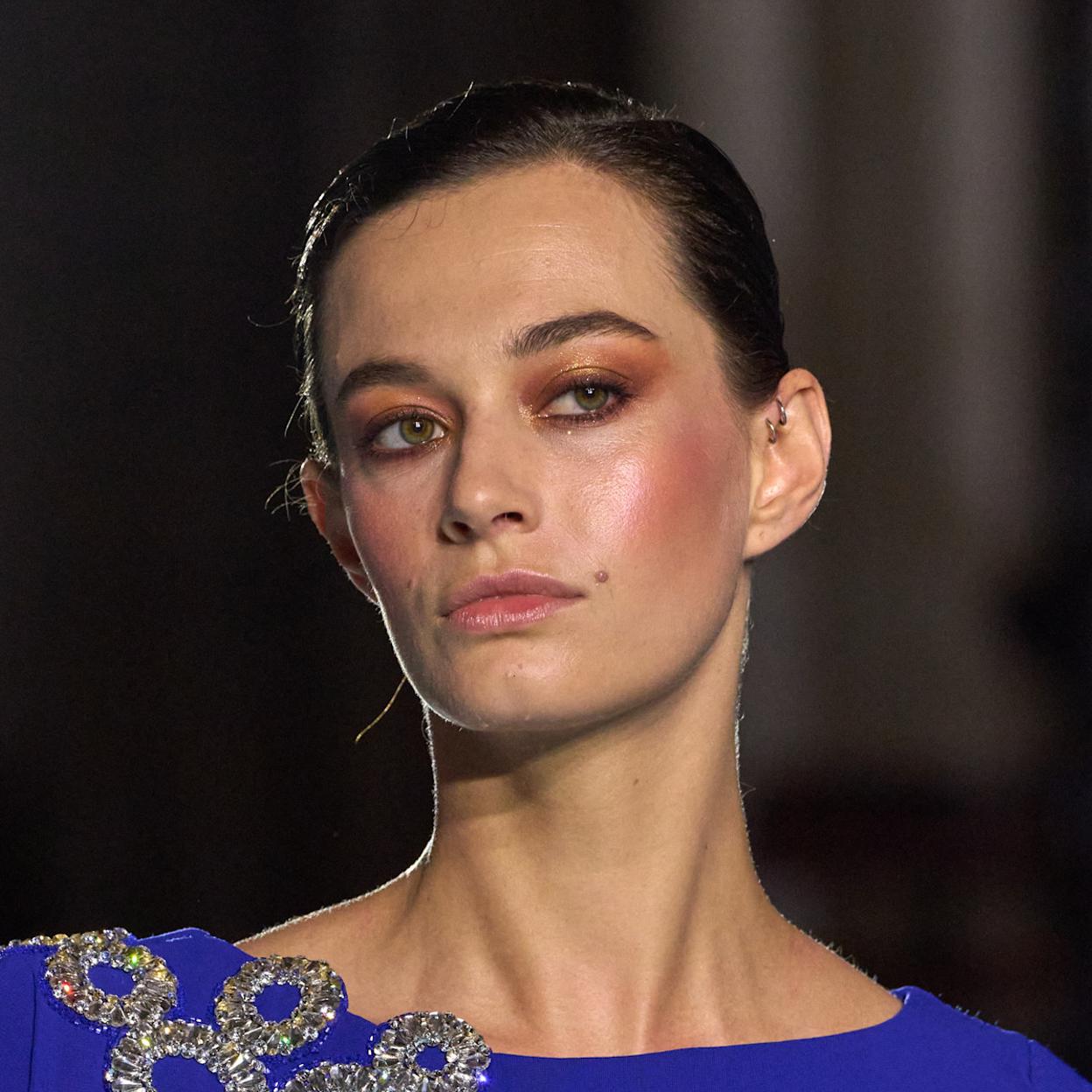 El maquillaje sunkissed en tonos rosados favorito de las portuguesas