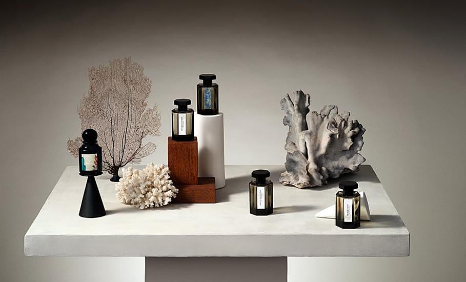 Perfumes de las diferentes colecciones de L'Artisan Parfumeur.