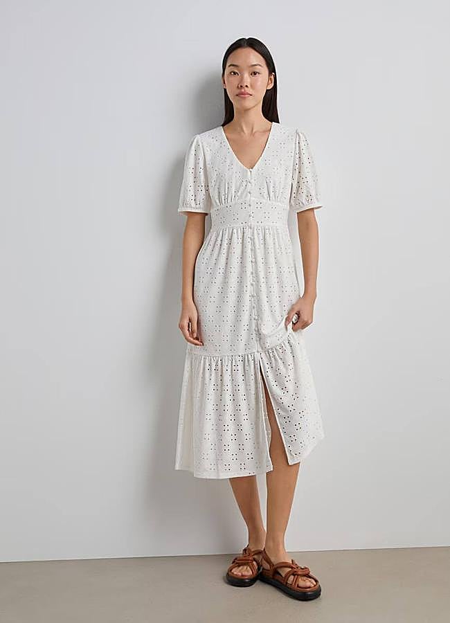 Imagen - Vestido con bordado inglés blanco de manga corta
