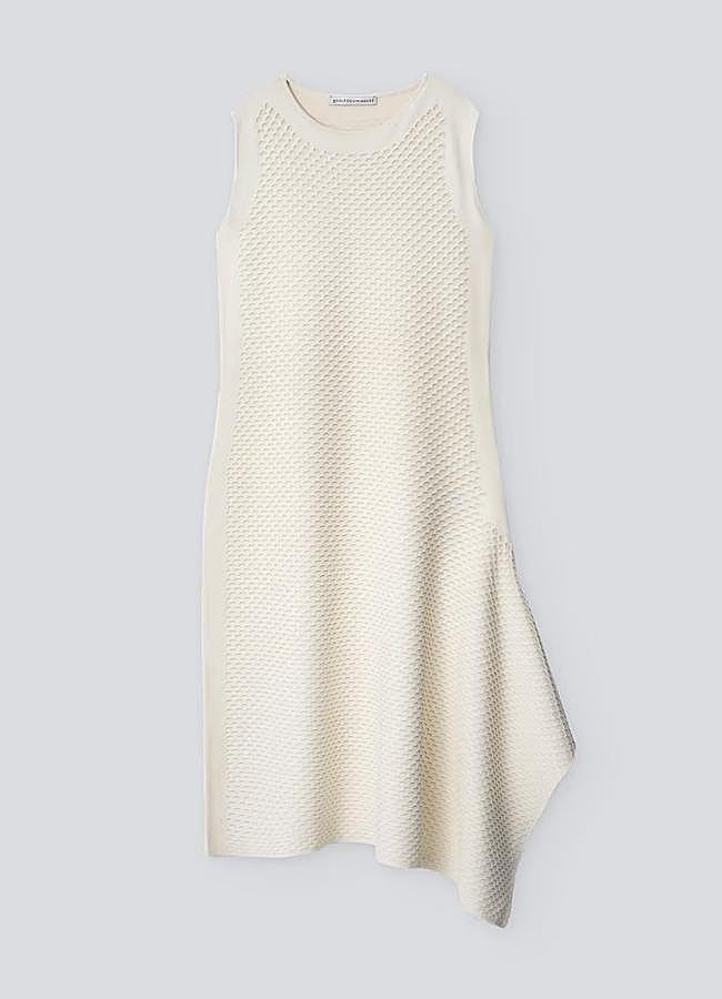 Imagen - Vestido blanco de Adolfo Domínguez.