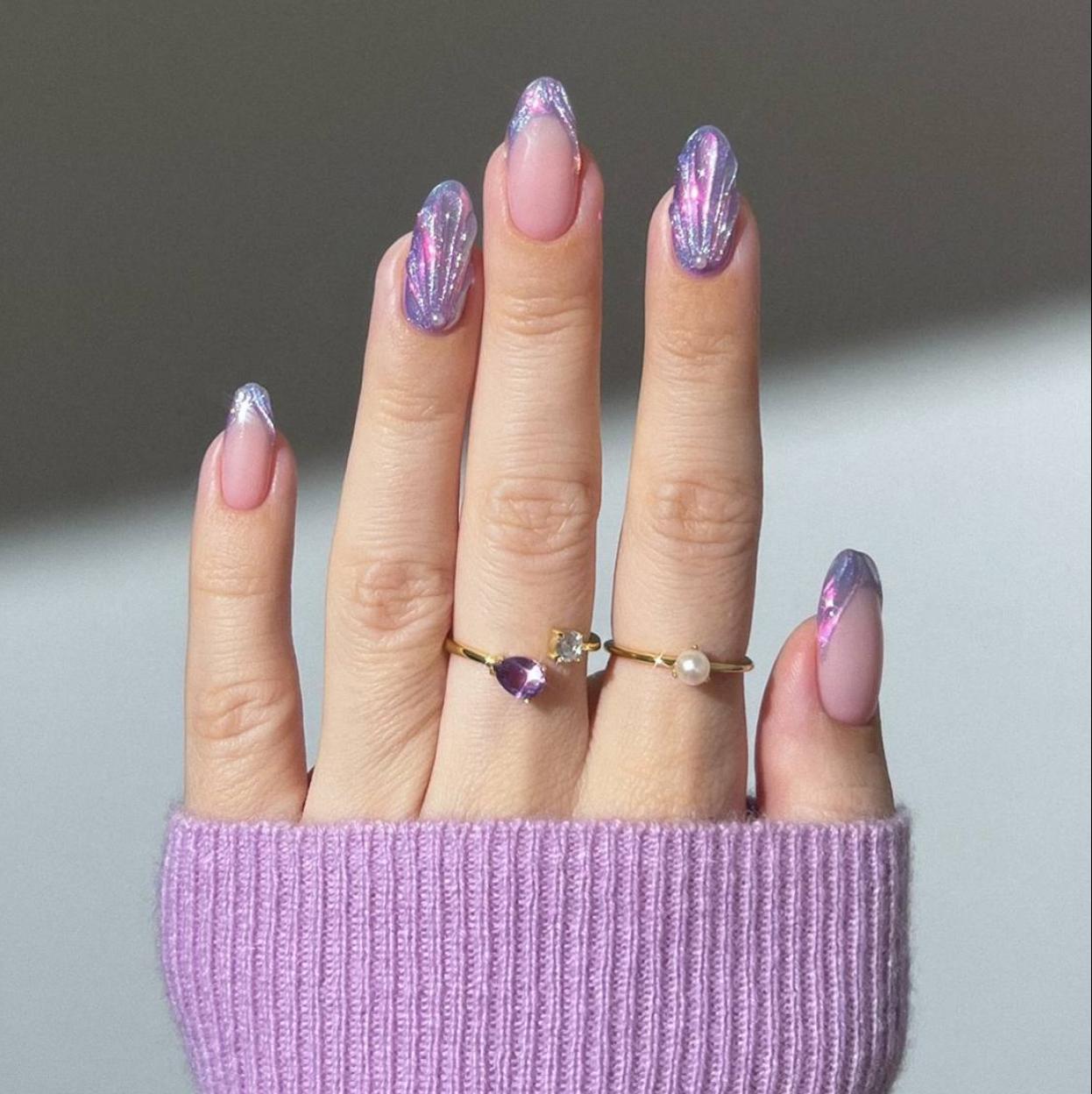 Uñas en 3D con purpurina