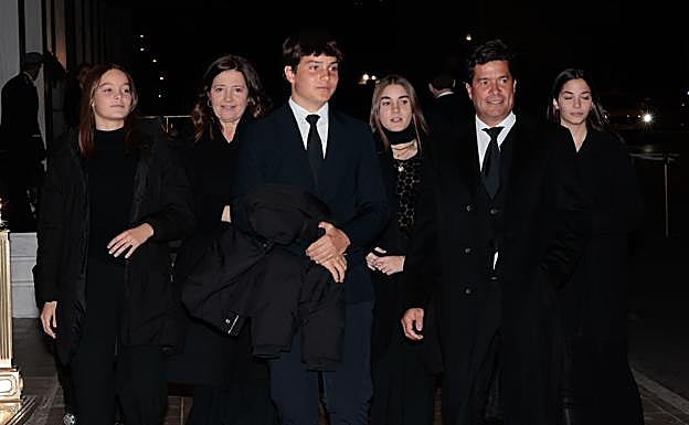 Alexia de Grecia con su marido y sus hijos