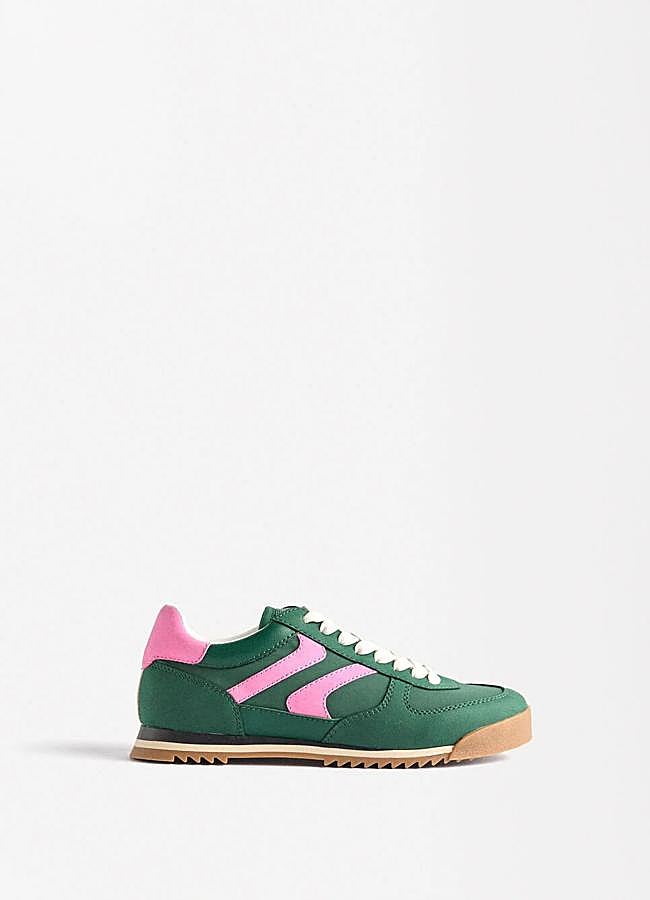 Imagen - Zapatillas deportivas en color verde de Parfois.