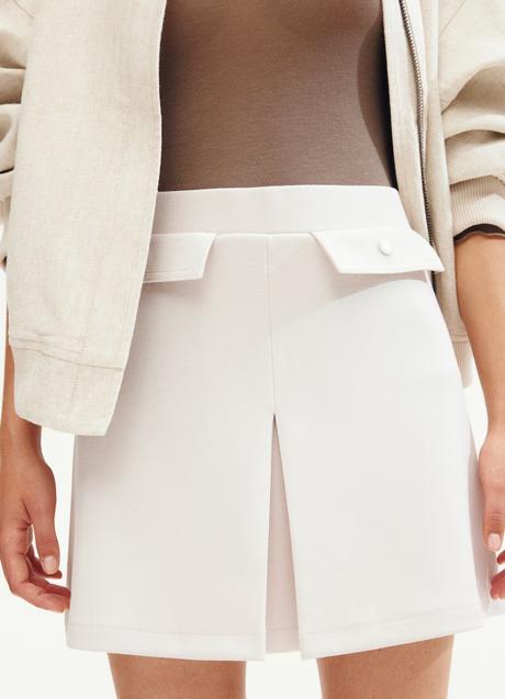 Imagen - Falda blanca de H&M (19,99 euros)