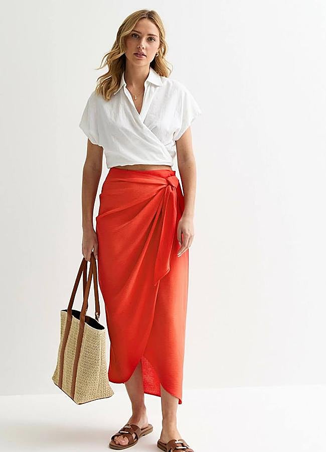 Imagen - Falda roja estilo pareo