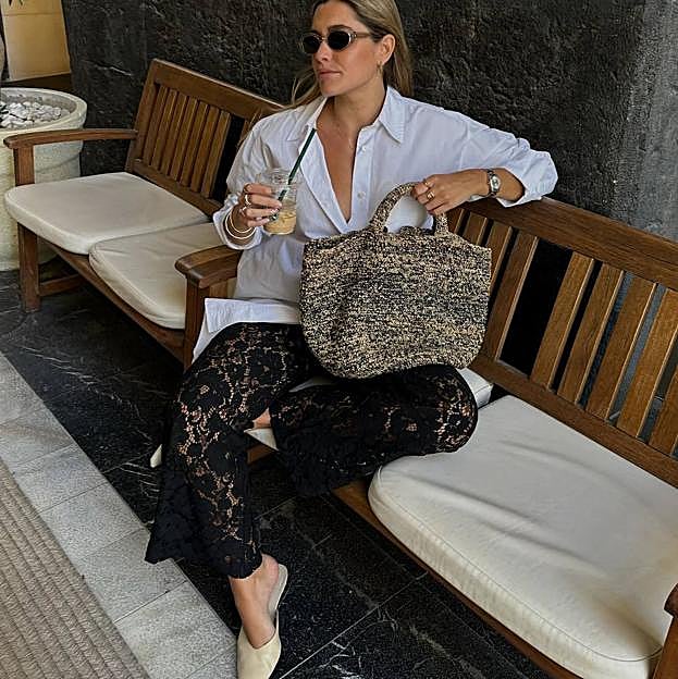 Guía de estilo para llevar los pantalones de encaje, el nuevo favorito de las expertas en moda