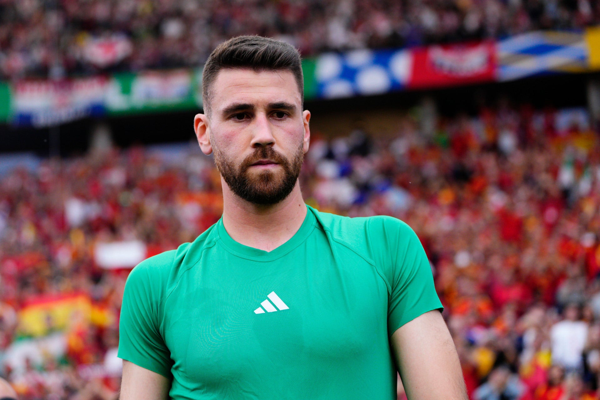 Unai Simón en un patido de fúbtol. 