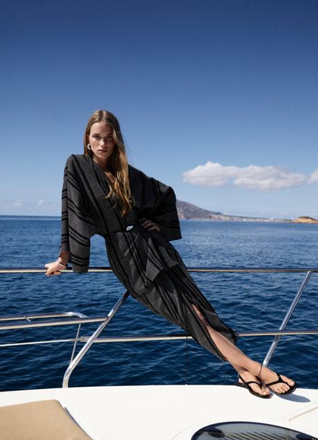 Imagen - Chaqueta estampada de Massimo Dutti (149 euros)