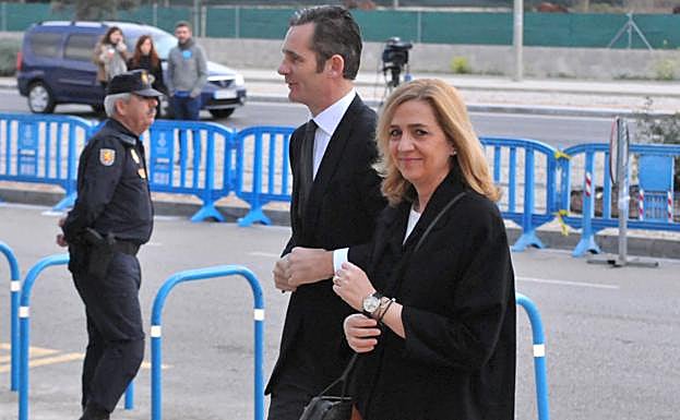 Iñaki Urdangarin y la infanta Cristina durante el juicio del Caso Noos en Palma de Mallorca. 