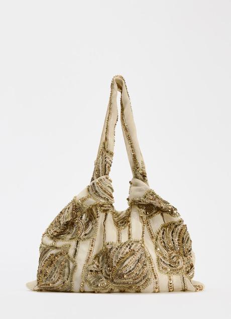 Imagen - Bolso con bordados de Zara (49,95 euros)