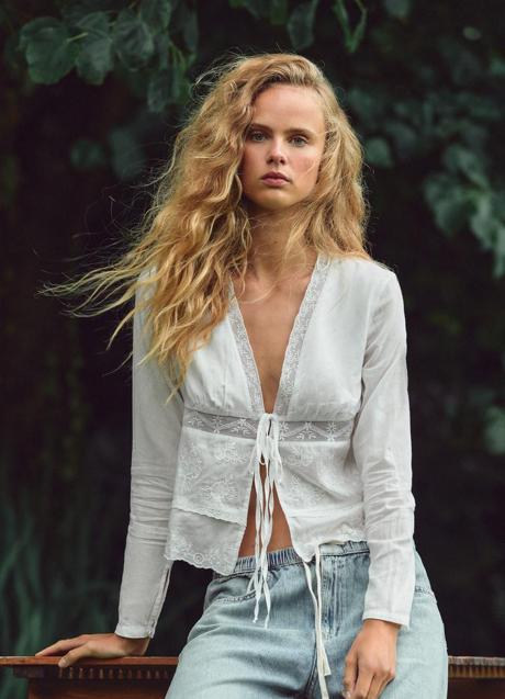 Imagen - Camisa blanca de Zara (25,99 euros)