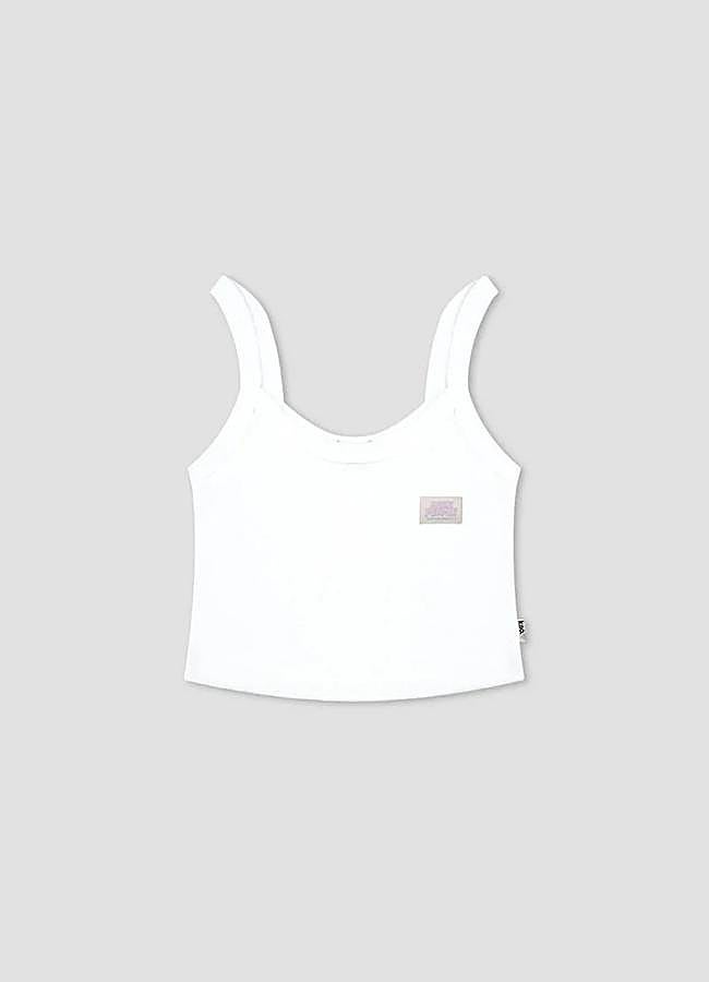 Imagen - Tank top blanco corto de Kaotiko, 19,90 euros.