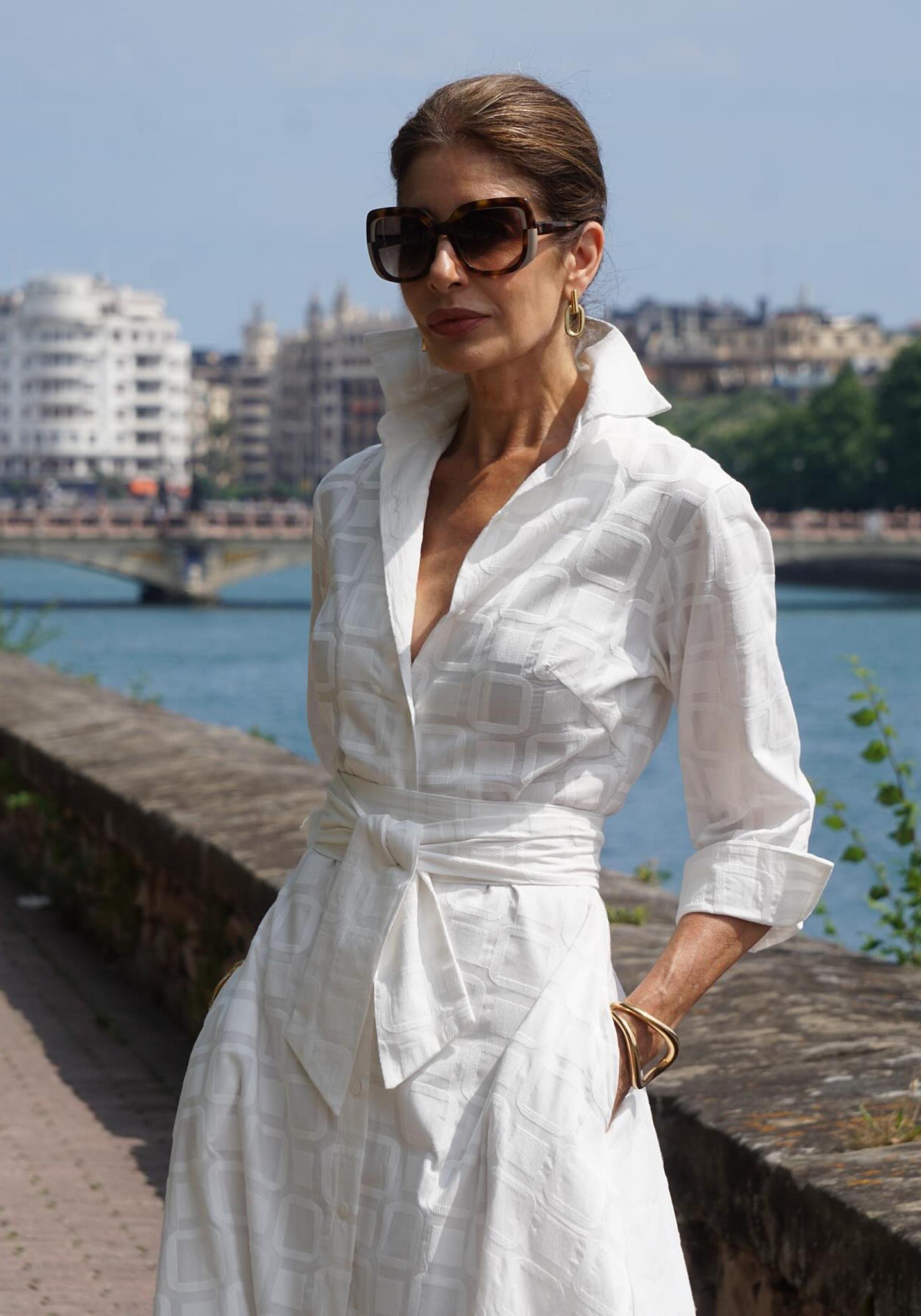 Estos son los mejores vestidos con bordado inglés a los 50.