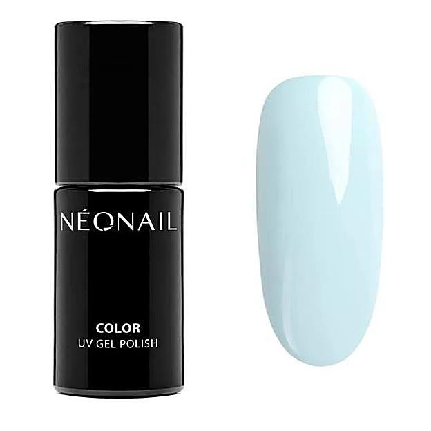Color de uñas azul bebé: Tobogán de piscina de Neonail. Precio: 4,40 euros