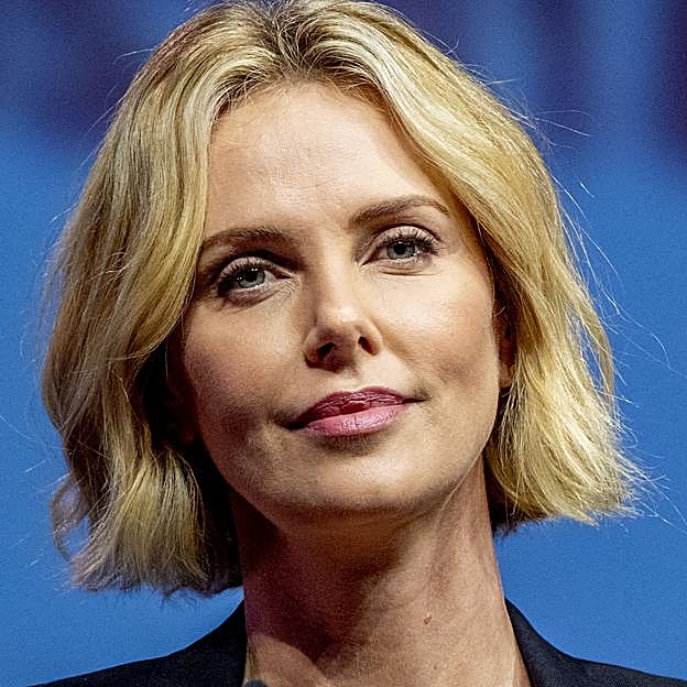 Charlize Theron con un corte de pelo bob.