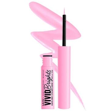 Imagen secundaria 1 - El atrevido eyeliner de Sara Carbonero que levanta la mirada y es perfecto para verano