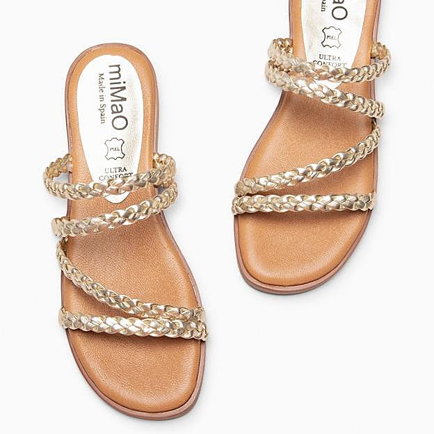 Las sandalias de miMao.