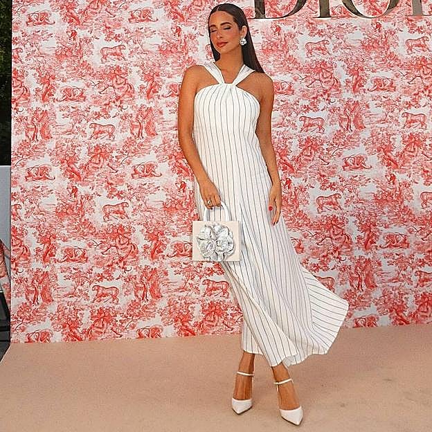 Este es el vestido elegante viral de las rebajas de Massimo Dutti que podrás llevar como look de invitada o diario