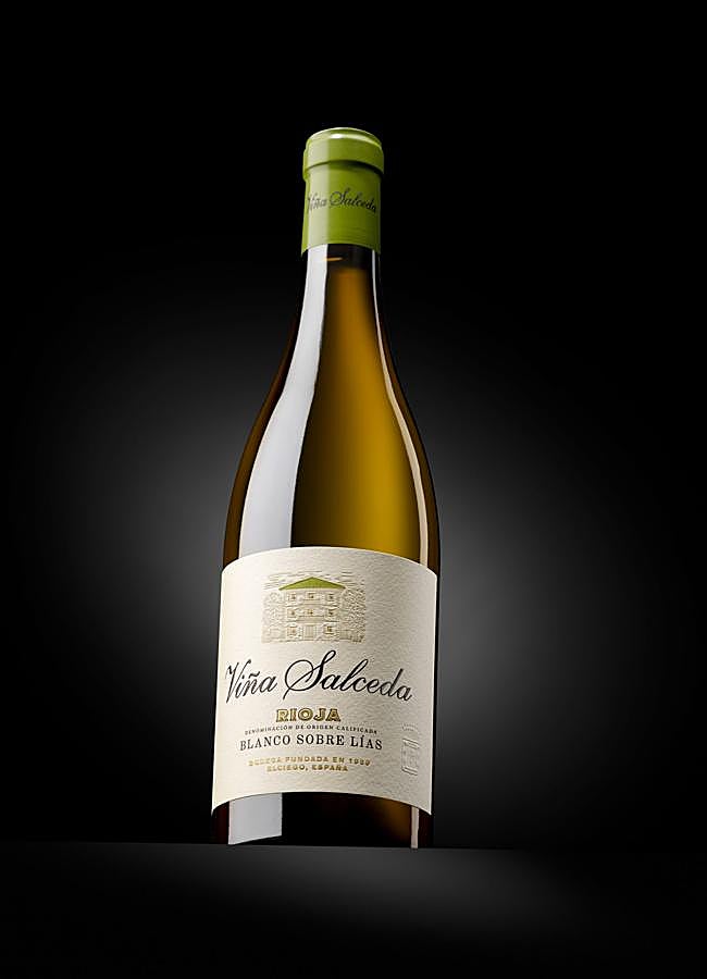 Imagen - Botella del vino blanco de la denominación de origen Rioja, Viña Salceda. /DR.