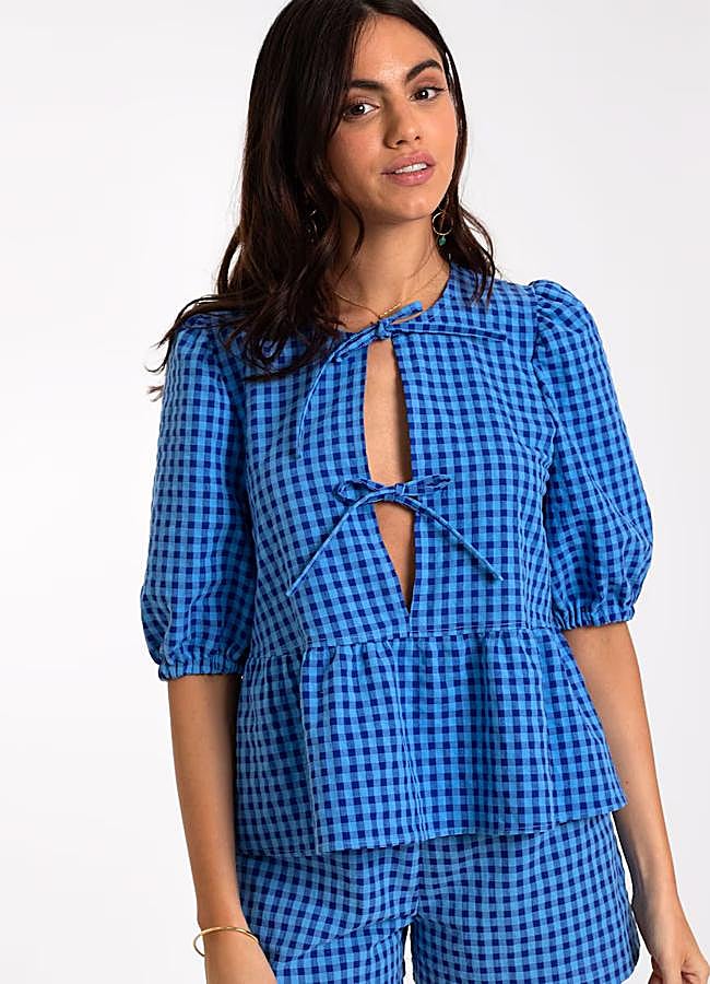 Imagen - Blusa fluida con lazos de The Are.