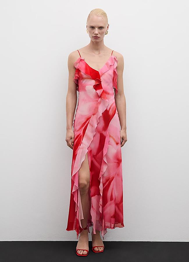 Imagen - Vestido midi fluido en rosa y rojo de Mango.