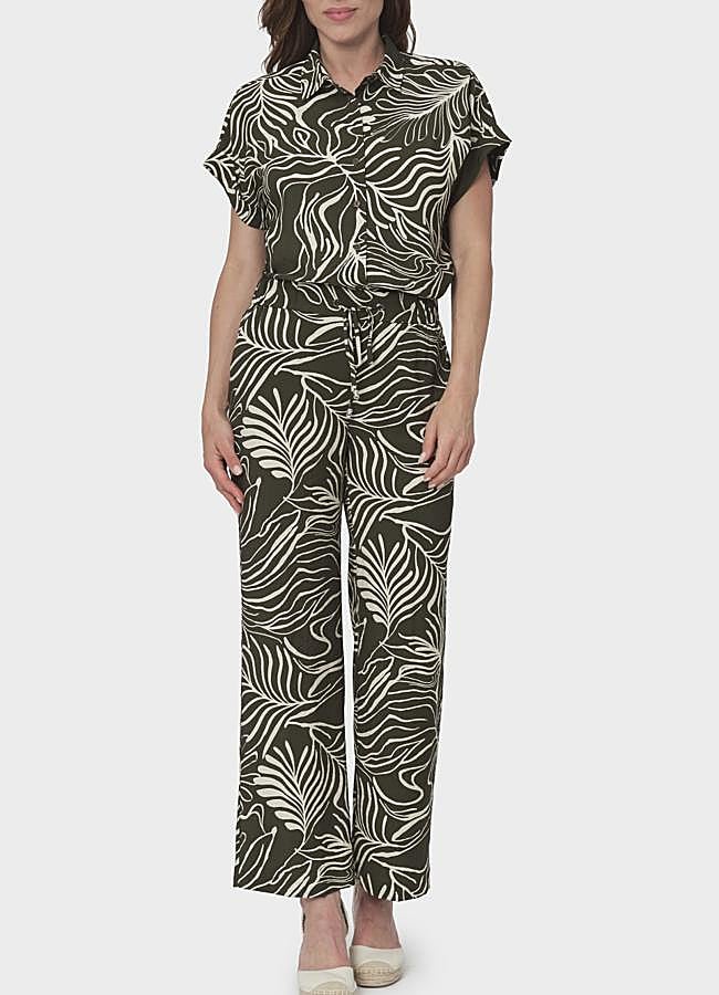 Imagen - Pantalón y blusas estampados de Punto Roma