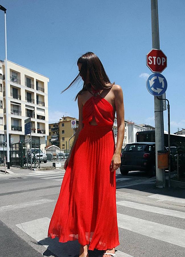 Imagen - Vestido midi plisado color rojo