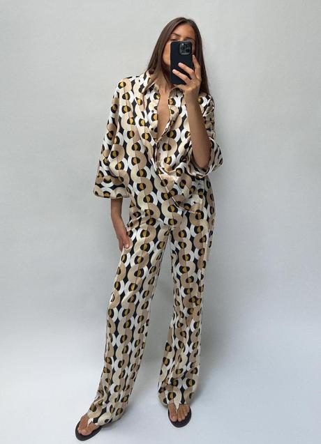 Imagen - Pantalón recto de Zara (29,99 euros)