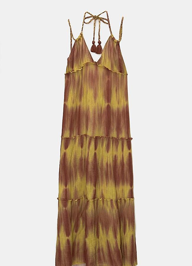 Imagen - Vestido estampado de Pull&Bear, 22,99 euros.