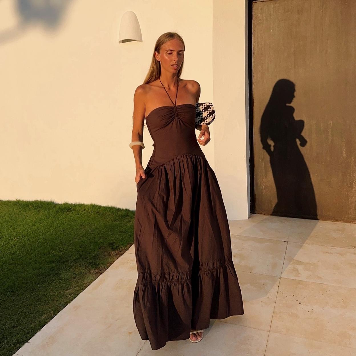 La influencer Lucía Bárcena con el vestido de Zara.
