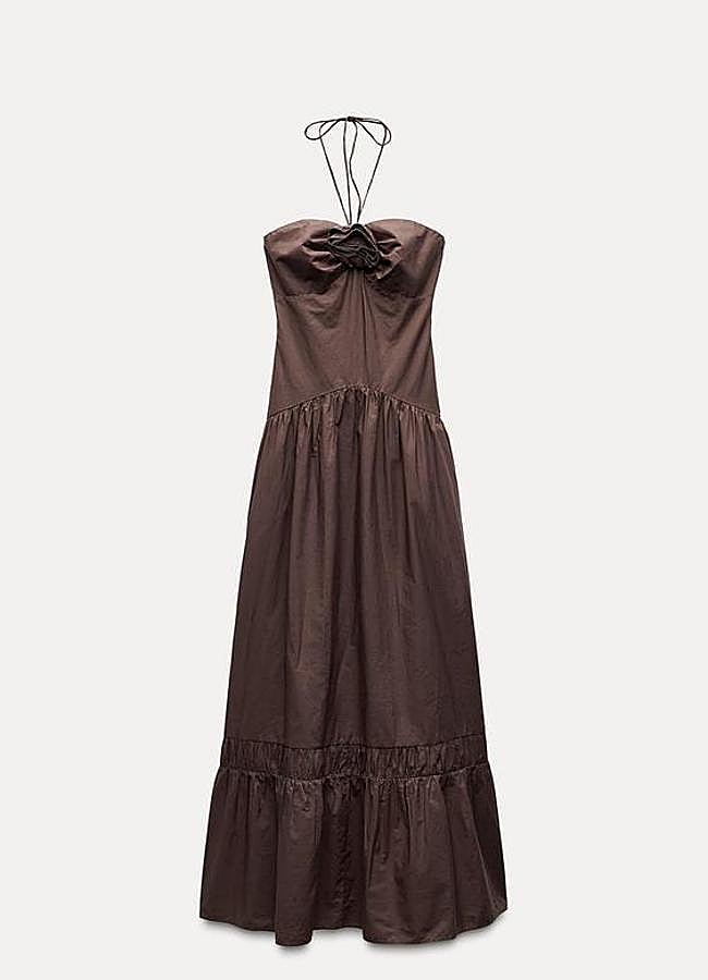 Imagen - Así es el vestido marrón con flor de Zara.