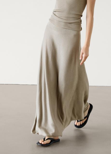 Imagen - Falda de punto de Massimo Dutti (69,85 euros)