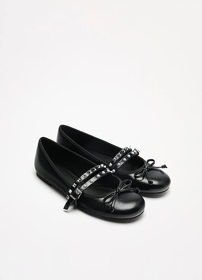 Imagen - Merceditas con detalle de tachas