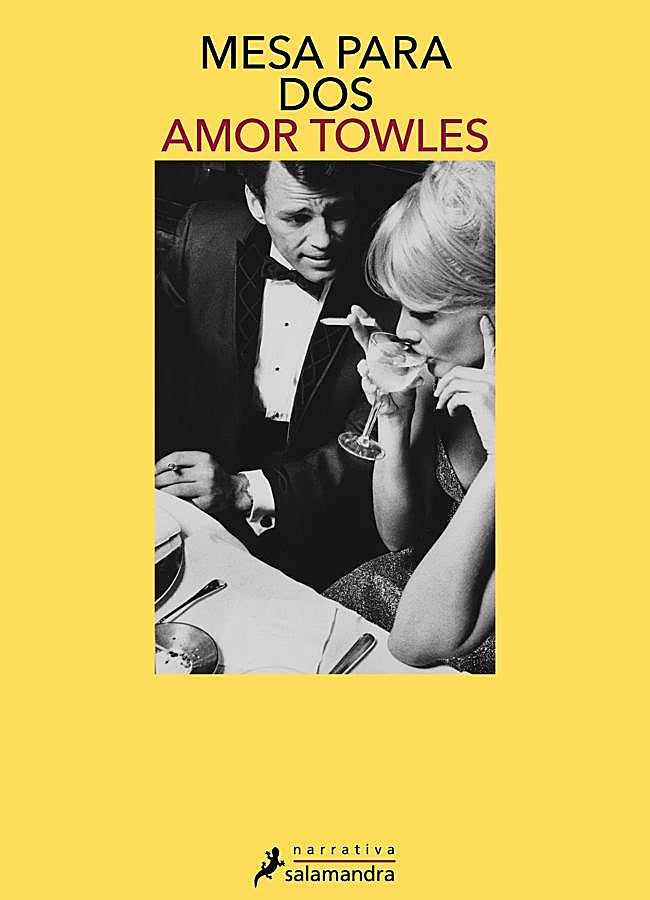 Imagen - Portada de Mesa para dos, el nuevo libro de relatos de Amor Towles. / Salamandra