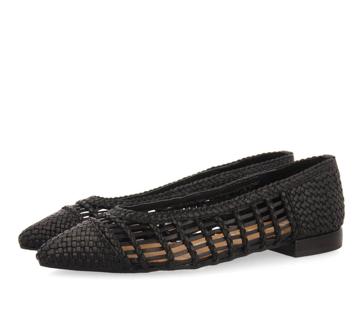 Imagen secundaria 1 - Tres zapatos planos tendencia que necesitas para la vuelta a la rutina y el entretiempo