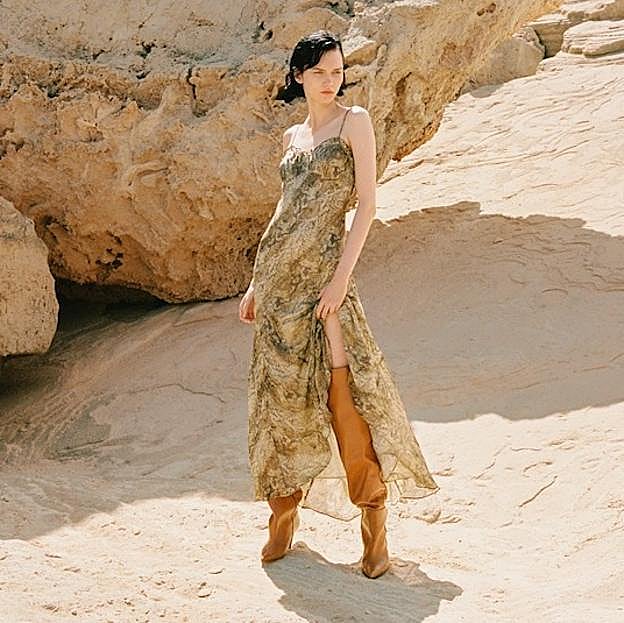 Estas son las botas que vamos a llevar en otoño 2024, según las novedades de Mango