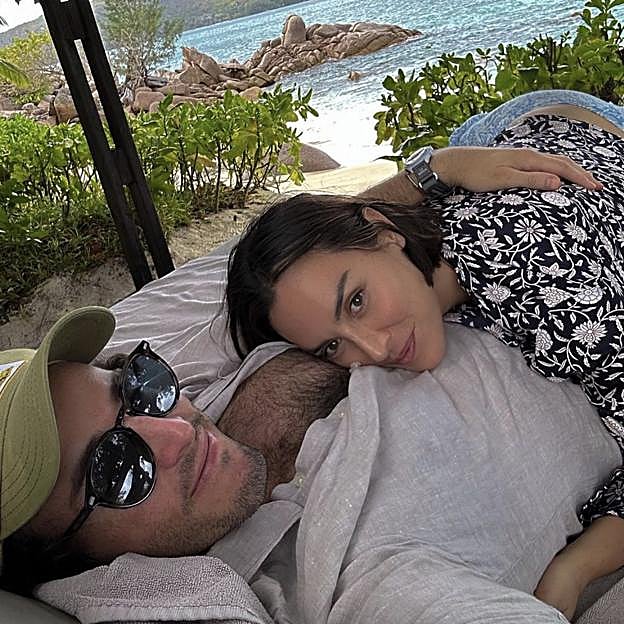 Tamara Falcó, sexy, guapísima, feliz y empoderada: besos tórridos con Iñigo Onieva y decisiones adultas que marcan su vida