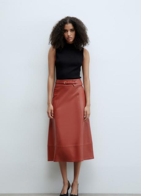 Imagen - Falda midi de Sfera (29,99 euros)