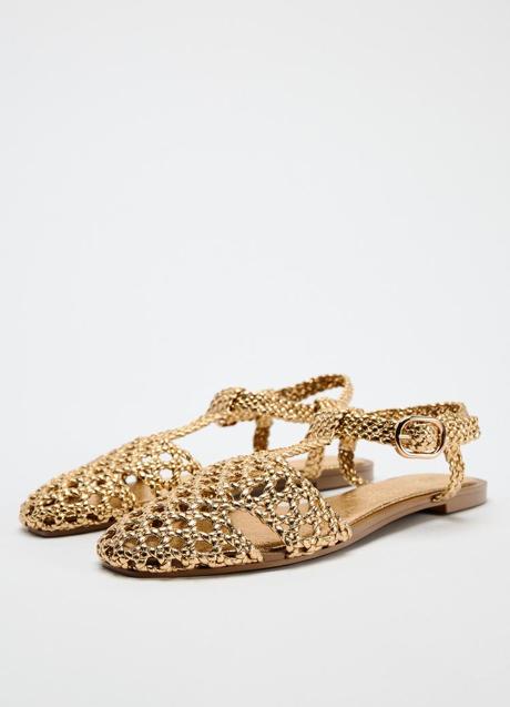 Imagen - Zapatos dorados de Mango (35,99 euros)