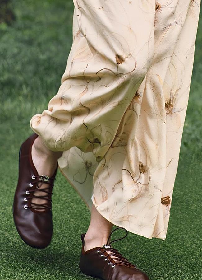 Imagen - Bailarina con cordones de Zara.